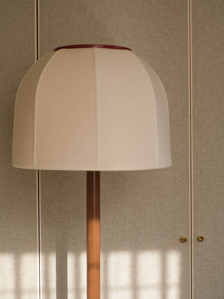 Lampadaire - Rouge Brun Lampes GOODMOODS ÉDITIONS